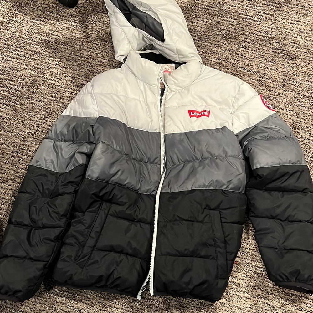 Youth XL Levi coat brand new never worn